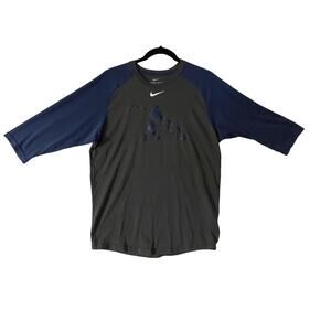 Mens Medium Charcoal W/Dark Blue Sleeve Nike Dri-Fit Baseball 3/4 Sleeve
